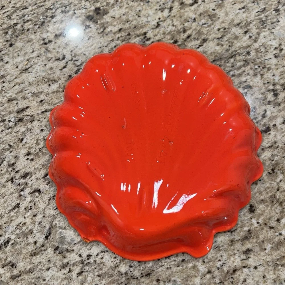 Vintage MADDIX‎ OF CALIFORNIA 3039 Shell Shaped Dish, Orange, Bright Colors